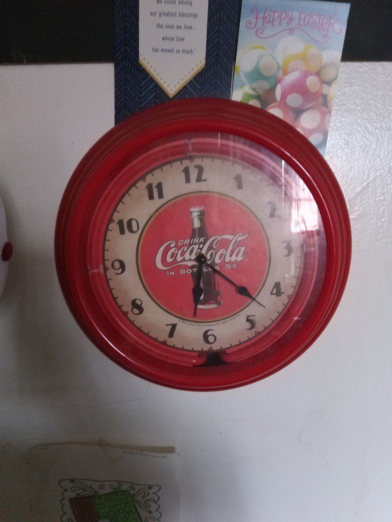 Classic Coca-Cola Clock 