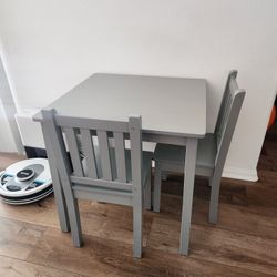 Kids Wood Table with 2 Chairs (Grey)