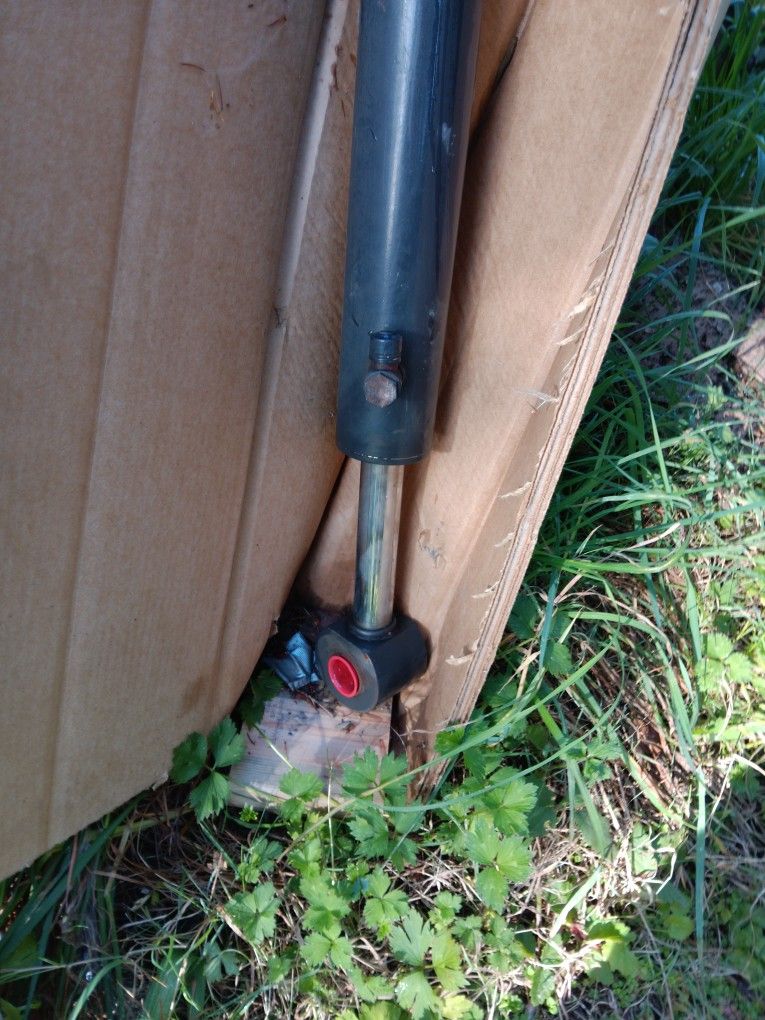 Hydraulic cylinder