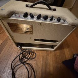 Fender Blues Junior Tube Amp – USA Made, Blonde Finish