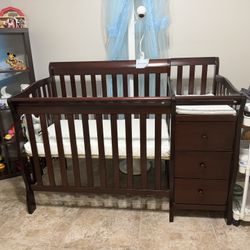 Baby Crib (mini)