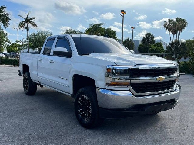 2028 Chevy Silverado 1500 LT