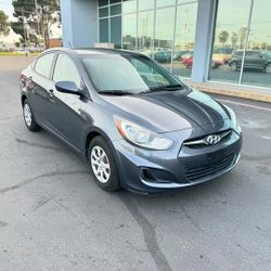 2012 Hyundai Accent