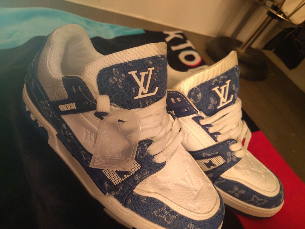 Louis Vuitton Sneakers 