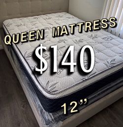 Queen size pillow top mattress