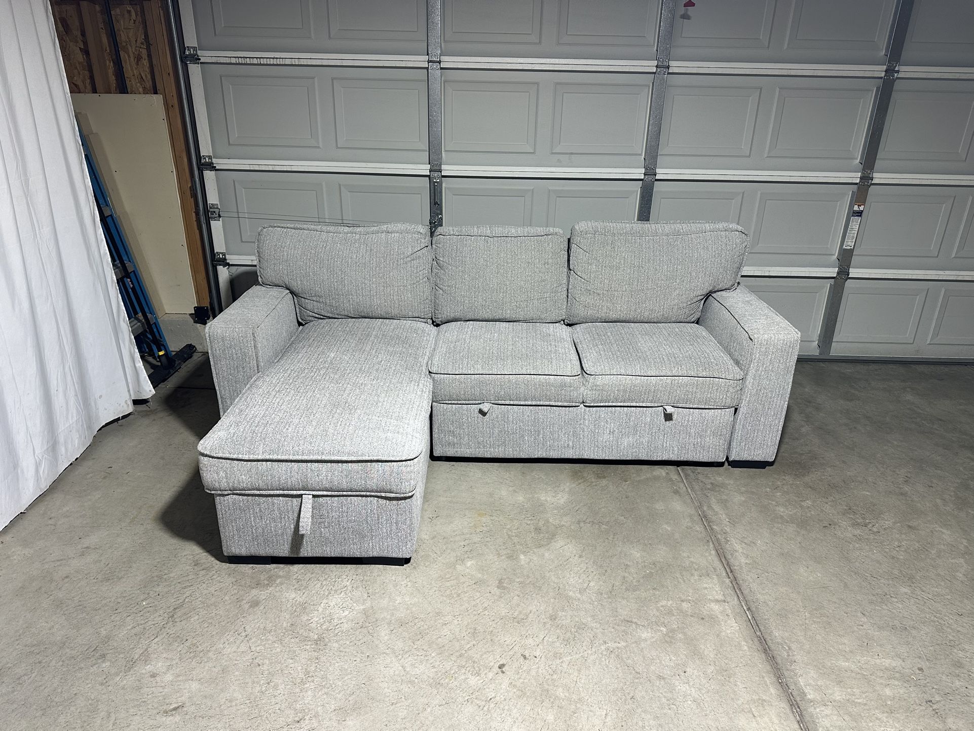 Sectional Couch with Pullout Bed * Free Delivery*