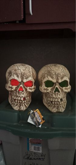 At Home Light Up LED Skull Set