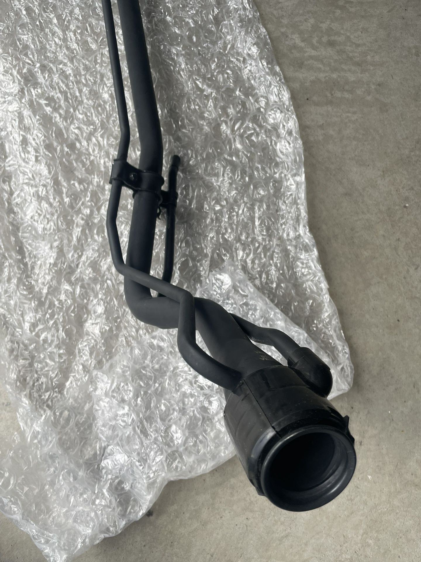 2003 Toyota Sequoia Fuel Tank Filler Neck