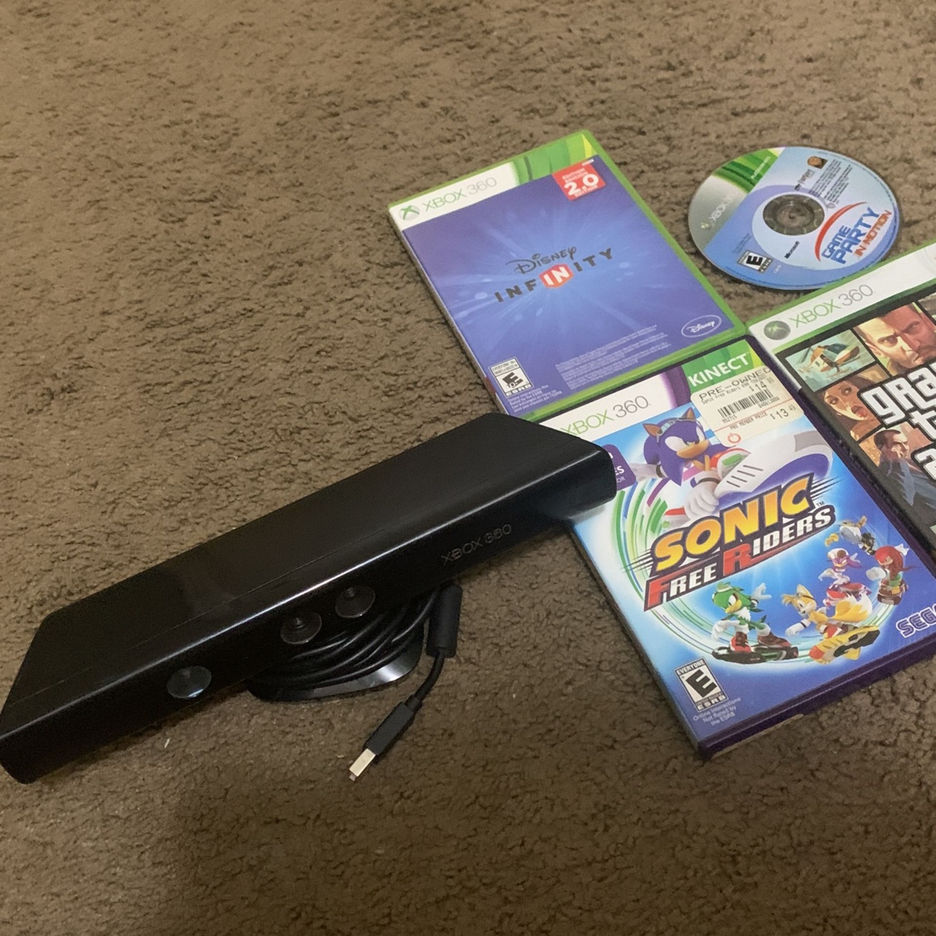 Kinetic Stand With Xbox 360 Games