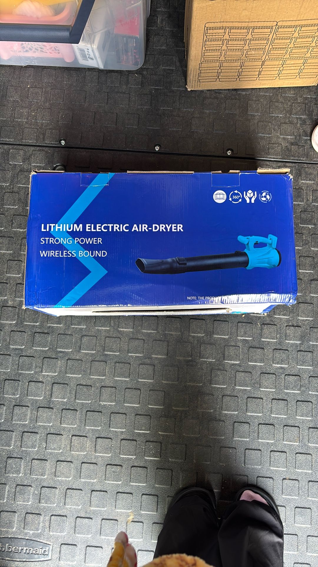 Leaf Blower