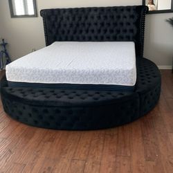 $1399 Brand New King Bed Frame With Mattress (Read Description Below)
