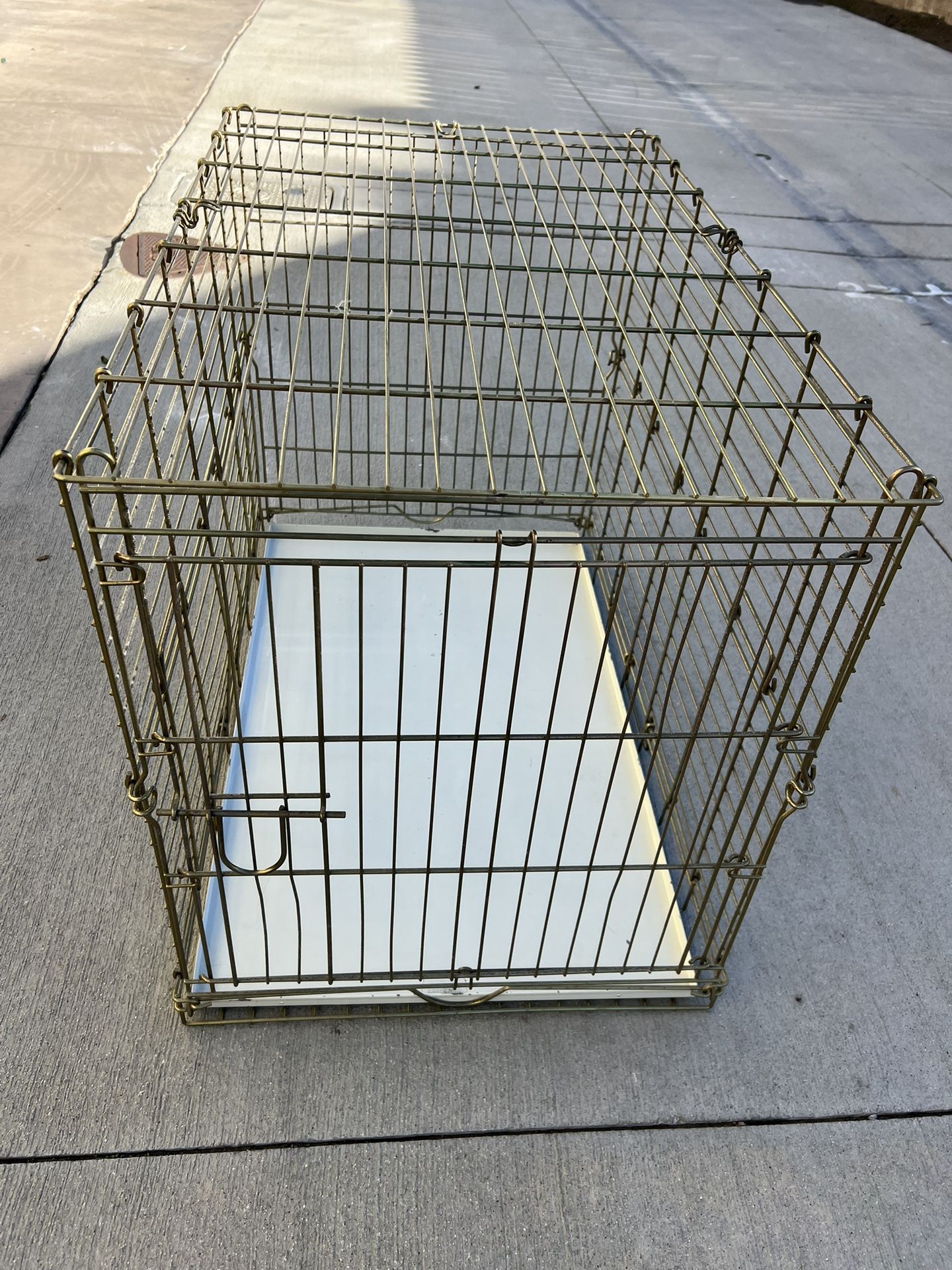Collapsible / Folding Wire Dog Crate