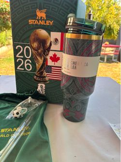 2026 Mexico 🇲🇽 World Cup in deluxe box , dustbag, straw and straw soccer ball