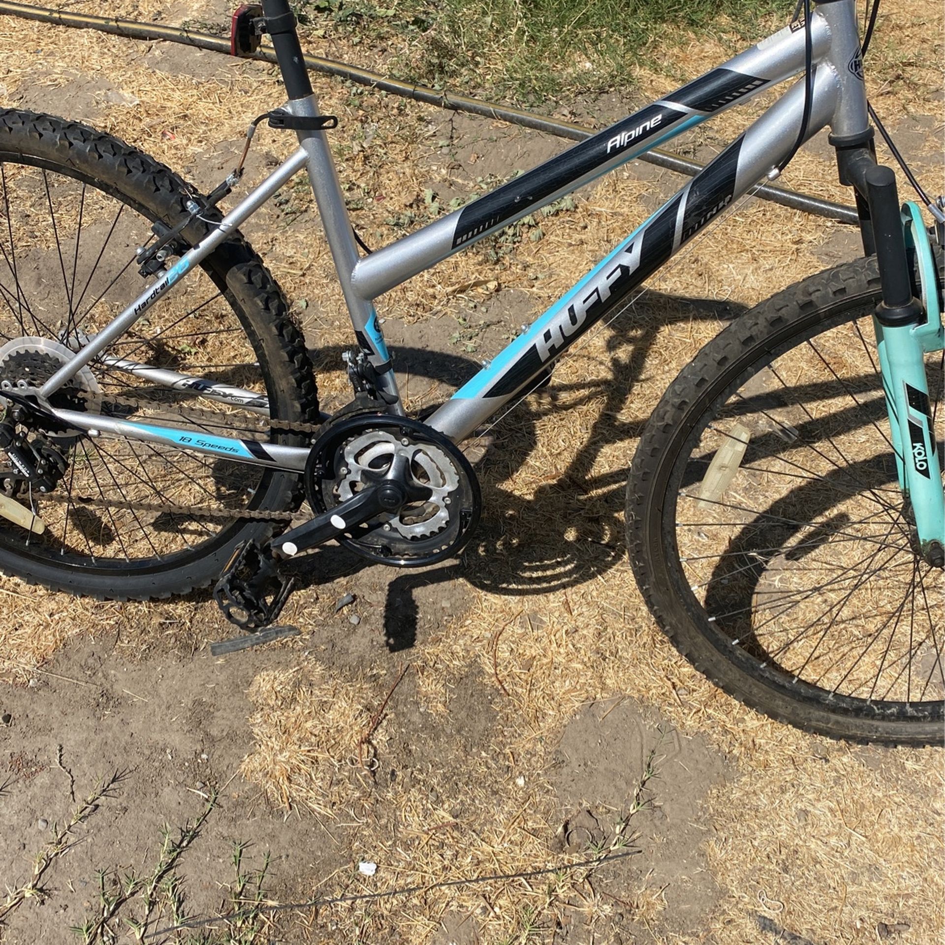 Huffy Alpine 26 In Mountain Bike