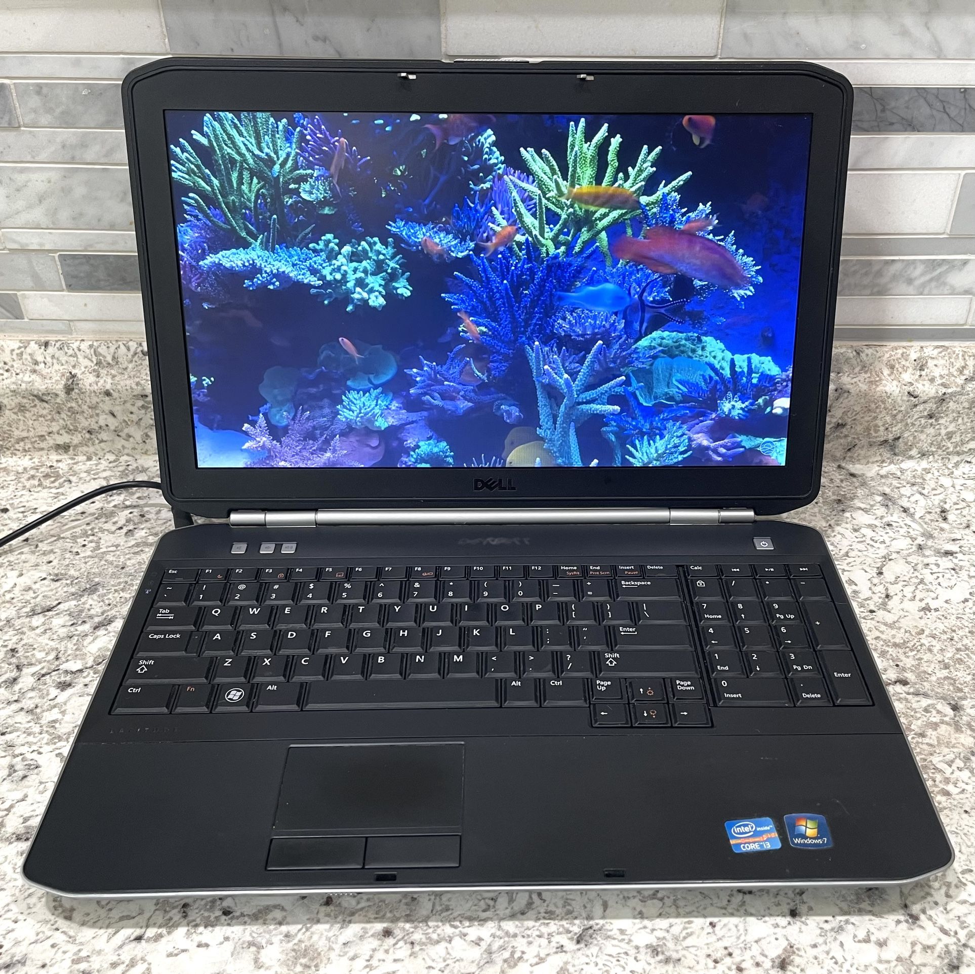 DELL LATITUDE E5520 CORE I3-2310M @(2.10GHZ X 2) 8GB MEMORY 250GB SSD LINUX MINT