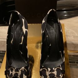 Gucci Abstract Painted Heels