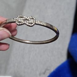 Real White Diamond Bracelet (  Fits Medium Or Large Wrist Left Or Right Wrist )