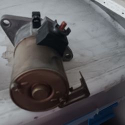 01-05 Civic Starter Used but good $55 obo