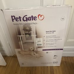 New Pet/baby Gate- Unopened In Box - Dimensions In Pictures