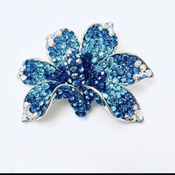 Orchid Turquoise Pin With Crystals New
