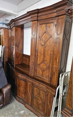 Storage Wall Unit / Entertainment Unit