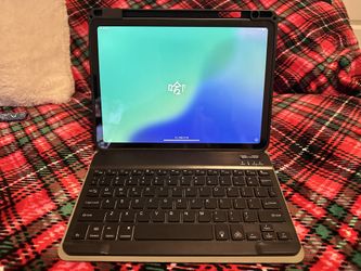iPad Keyboard Case