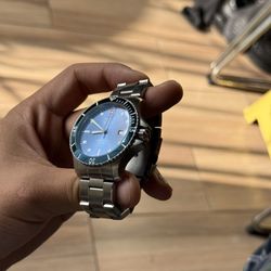 Military Watch/ SEE DESCRIPTION FOR MORE INFO