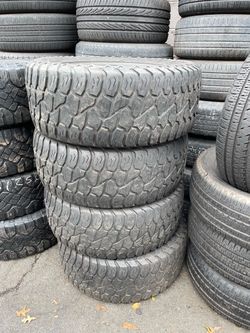 35x12.50R20LT Terrain 35x12.50/20 LT set of matching 4 tires in great condition 400$ for 4 tires plus tax . Mount available but not included. Wheel a