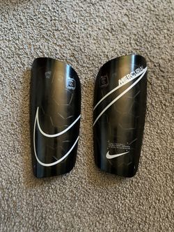 Nike Mercurial Shin Guards Large
