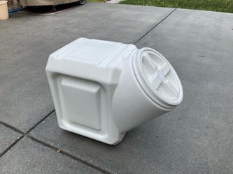 Gamma Vittles Vault Pet Food Container