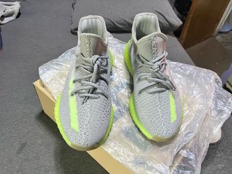 Adidas Yeezy Boost 350 V2 Sneakers
