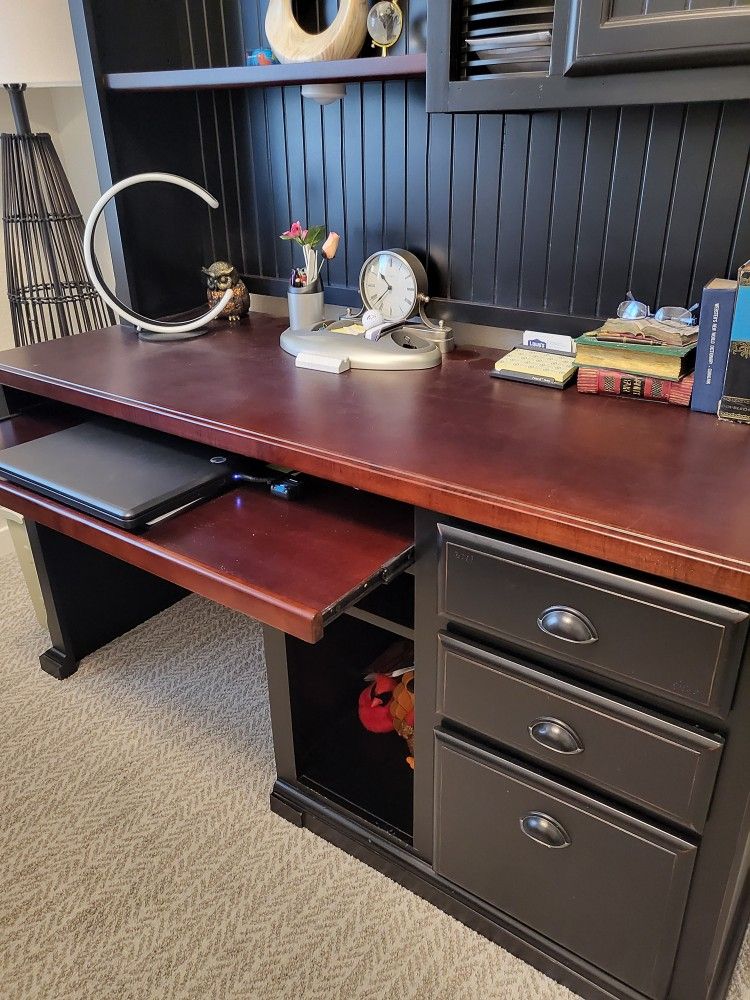 Office Desk With Matching Filing Cabinet