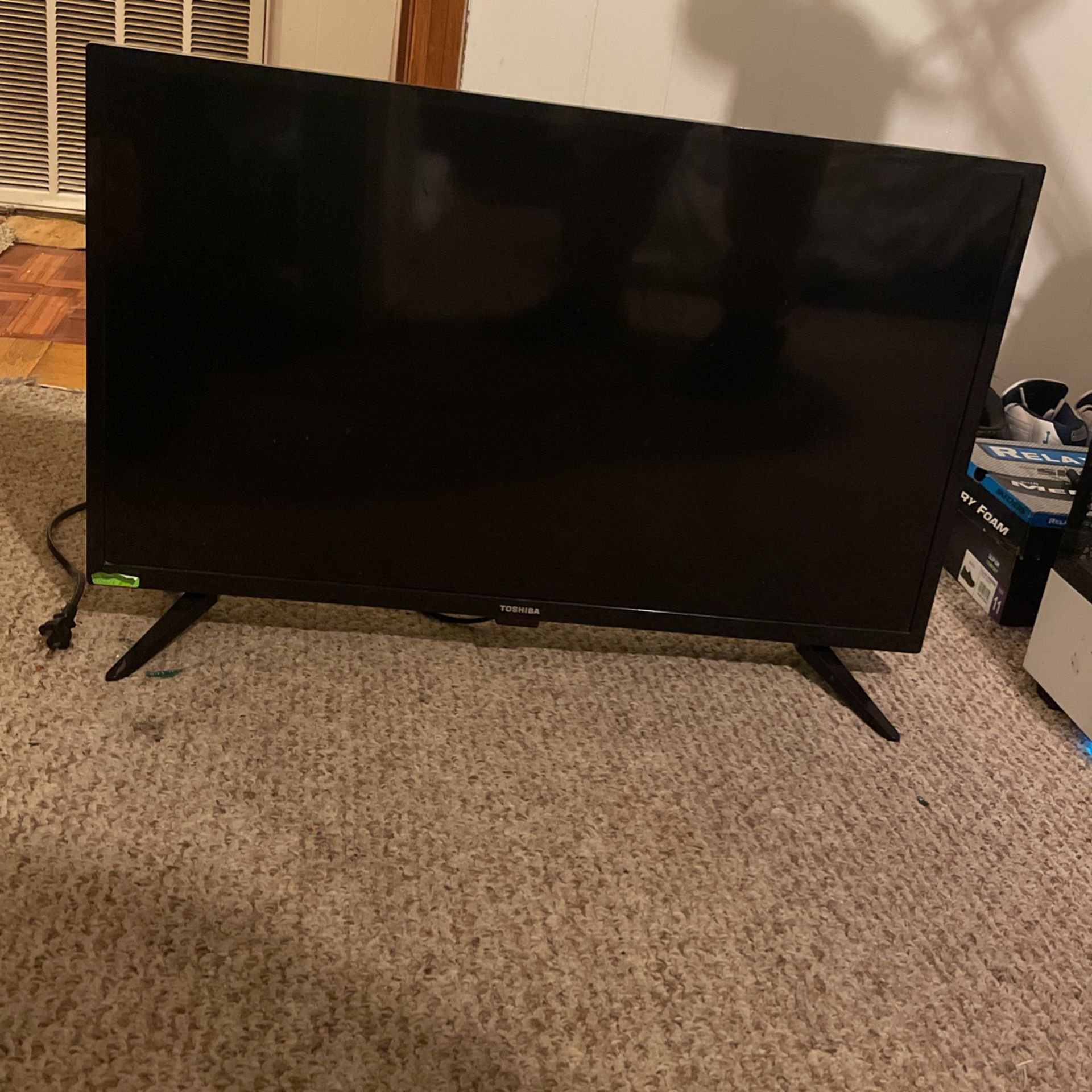 1080p Toshiba Tv FOR SALE