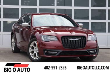 2017 Chrysler 300
