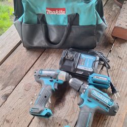 12 Volt Makita Set