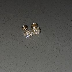 14k Gold Flower Earrings