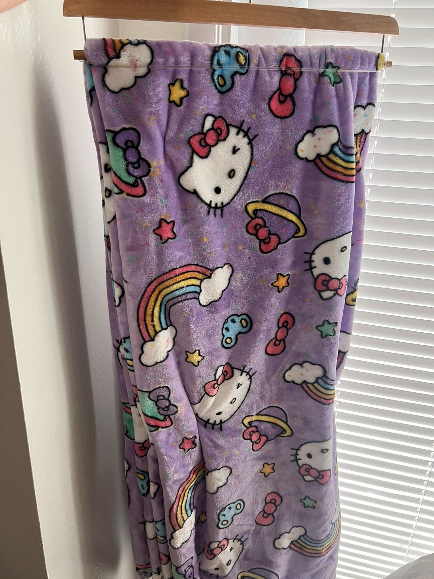 Hello Kitty Blanket