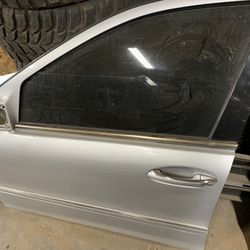 Mercedes C Class Driver Side Door $100 Only