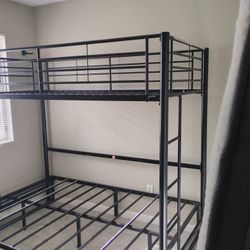 Bunk Bed With New Twin Mattress 