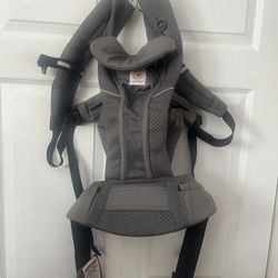 Ergobaby Omni Breeze Carrier- Graphite Grey