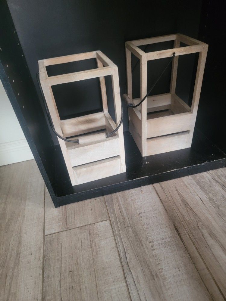 Decorative Speaker Or Candle Holders