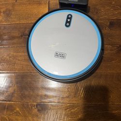 Black & Decker Robot Vacuum 
