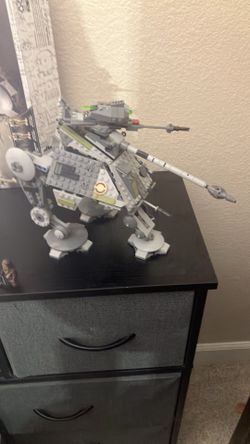LEGO AT-AP walker (immaculate condition)