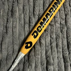 DeMarini CF4 Insane Composite Fast Pitch Softball Bat