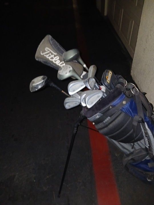 Golf Clubs With Bag