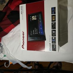 Pioneer Radio 245