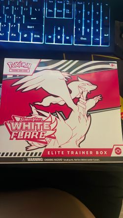 Scarlet & Violet White Flare Elite trainer Box
