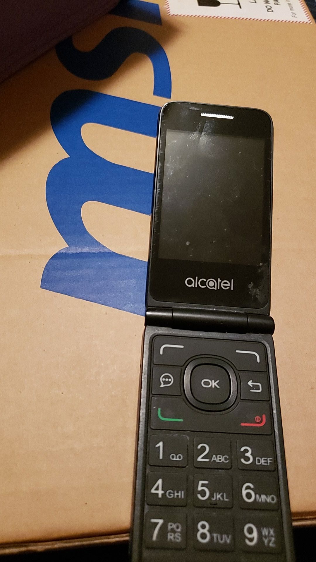 Cricket flip phone
