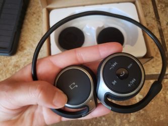 Bluetooth sport earpods