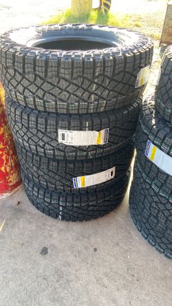 Lt 275/65/18 Goodyear At